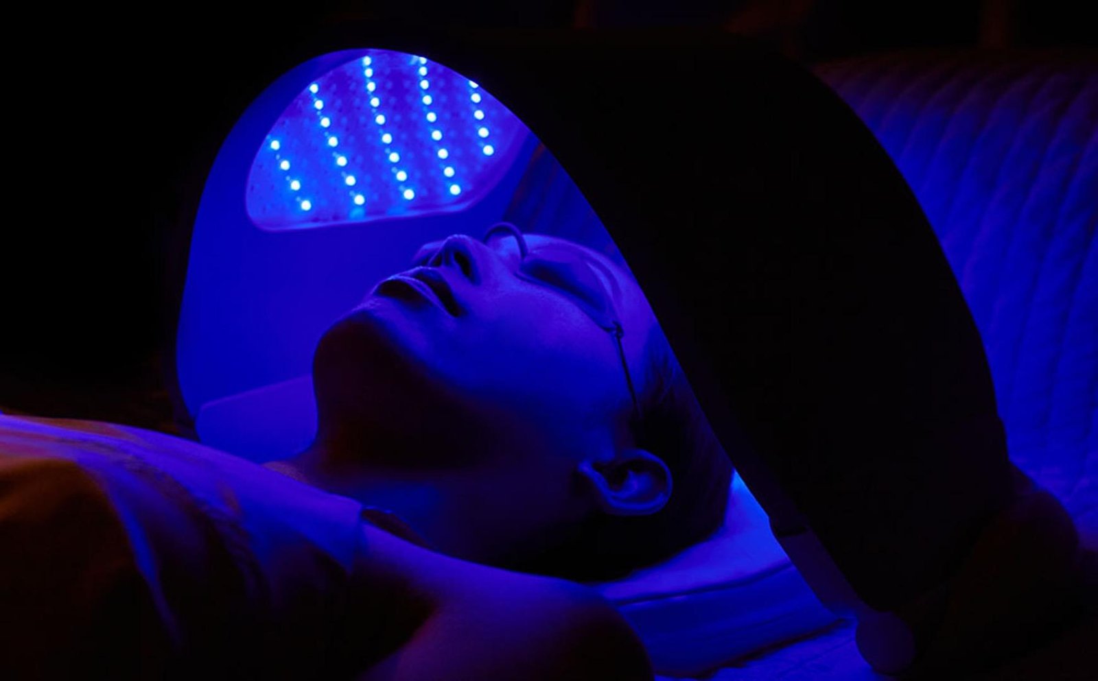 LED Light Therapy: Harmony of Light for Radiant Skin